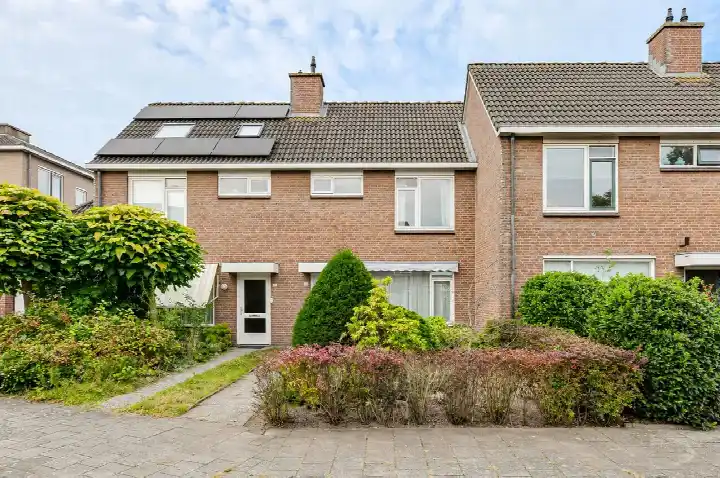 Tussenwoning te koop: Giethuiserf 10, Centrum Oosterhout (Nb)
