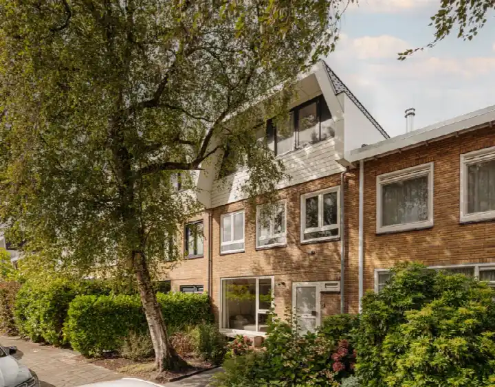 Tussenwoning te koop: Gijsbrecht van Amstellaan 31, Randwijck West Amstelveen