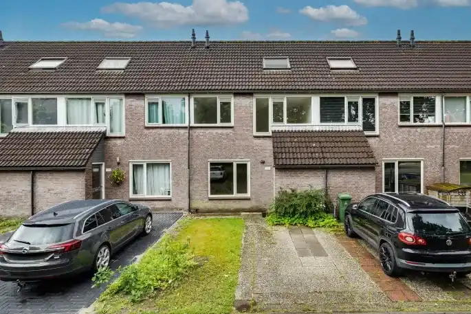 Terraced house for sale: Gijsbrechtgaarde 604, Matengaarde Apeldoorn