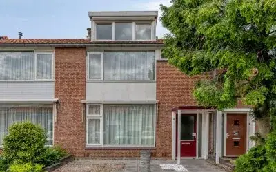 Tussenwoning te koop: Gilbert van Zinnikstraat 48, Geeren-noord Breda