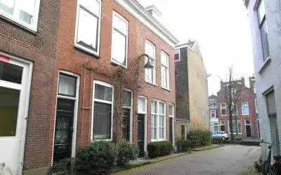Terraced house for rent: Giststraat 16, Centrum-Zuidwest Delft