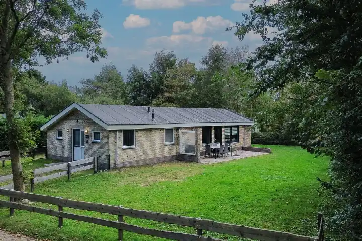 Detached house for sale: Gladde Duuntjes 39, Buren Buren (Fr)