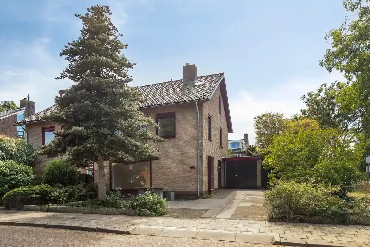 Hoekwoning te koop: Godivastraat 1, Koperhorst Amersfoort