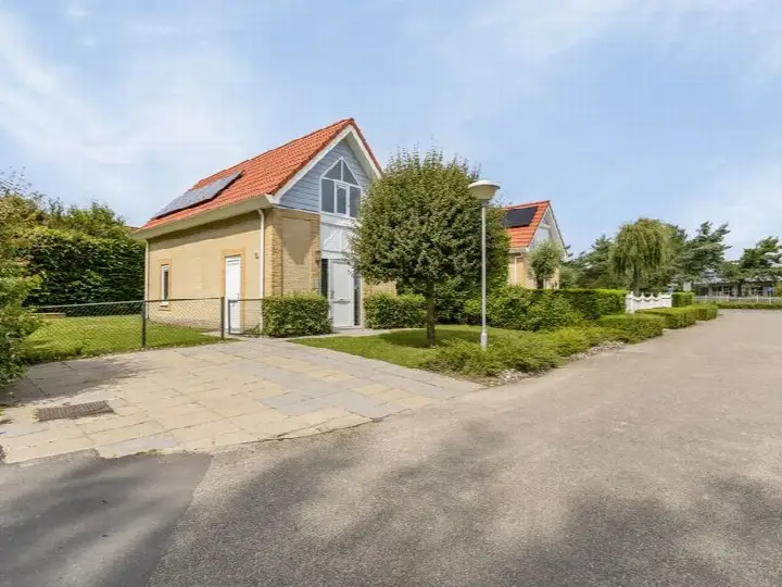 Vrijstaande woning te koop: Golfslag 3, Verspreide huizen Kamperland Kamperland