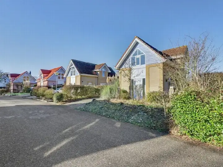 Vrijstaande woning te koop: Golfslag 9, Verspreide huizen Kamperland Kamperland