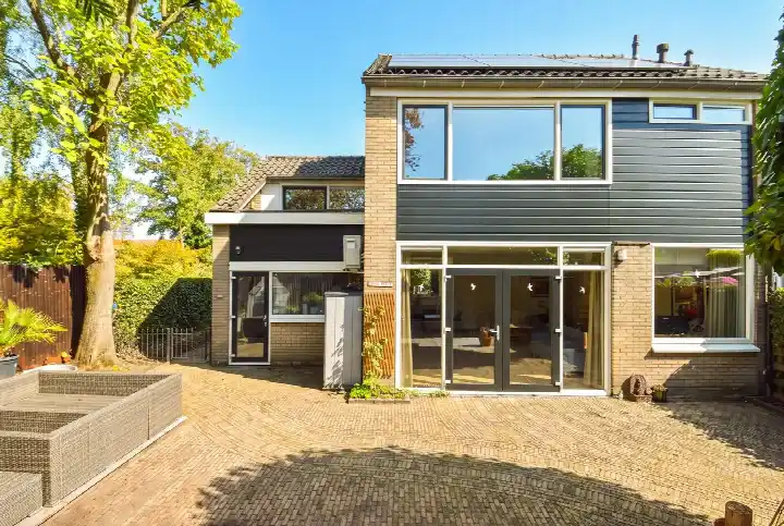 Hoekwoning te koop: Gooiergracht 199, Zevenend Laren
