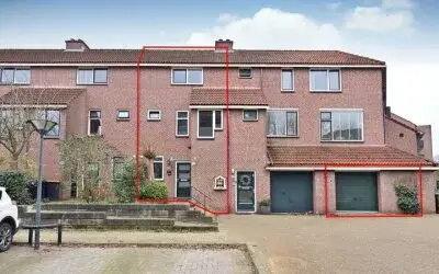 Tussenwoning te koop: Gooierserf 152, Bovenweg Huizen