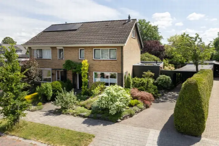Twee-onder-één-kap te koop: Gosselinkweg 44, Ruwenhof-Meijersveld Neede