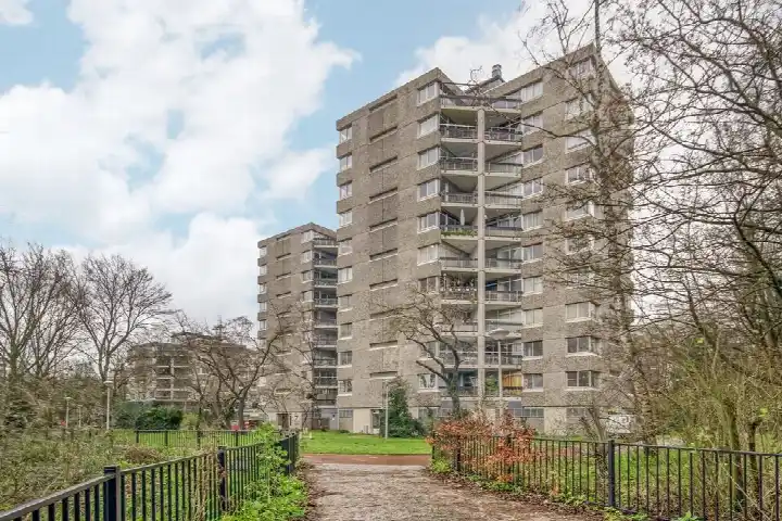 Apartment for sale: Gouden Leeuw 837, G-buurt-Oost Amsterdam