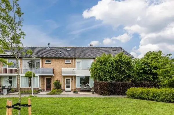 Terraced house for sale: Goudseweg 75, Dronenwijk-Noord Bodegraven