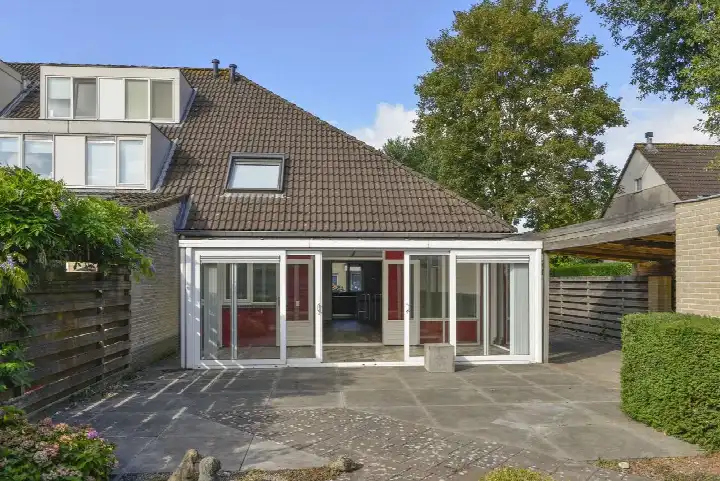 Hoekwoning te koop: Goudvink 1, Klein Engendaal Noord Soest