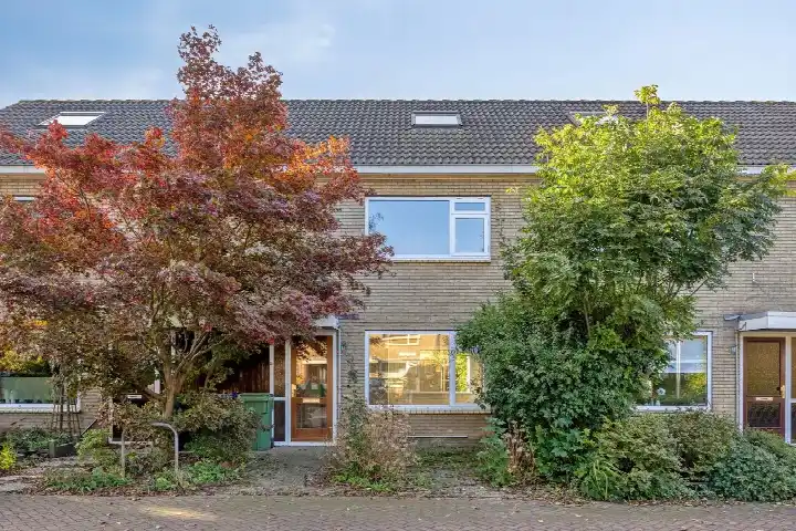 Tussenwoning te koop: Gounodstraat 13, Zonnemaat Zevenaar