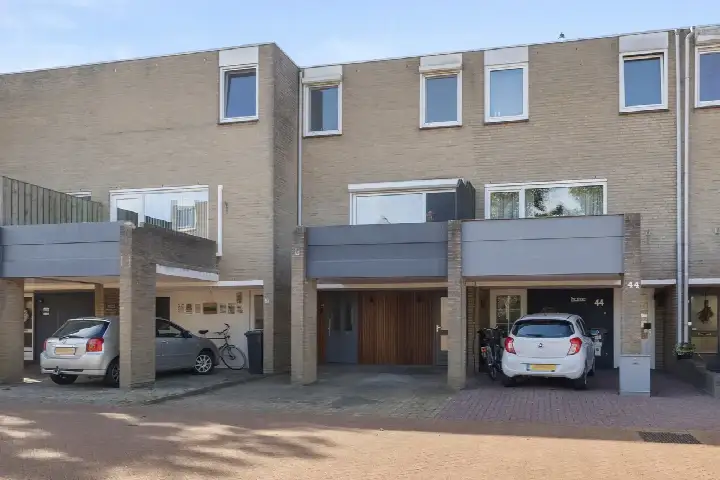 Tussenwoning te koop: Gouverneur Houbenstraat 46, Panningen-Zuid Panningen