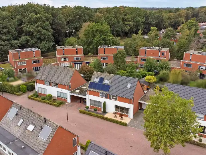 Terraced house for sale: Gouwestraat 8, Rivierenkwartier Apeldoorn