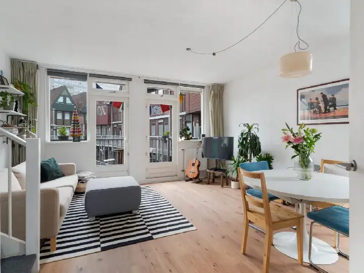 Apartment for sale: Graaf Balderikstraat 130, Oude Noorden Rotterdam