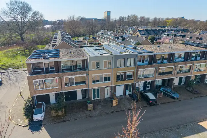 Terraced house for sale: Graaf Janstraat 221, Driemanspolder-Zuid Zoetermeer