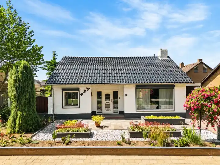 Detached house for sale: Graaf Wolff Metternichlaan 32, Boukoul Swalmen