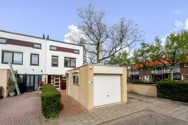 Hoekwoning te koop: Grada Vleemingstraat 21, Rheden Rheden