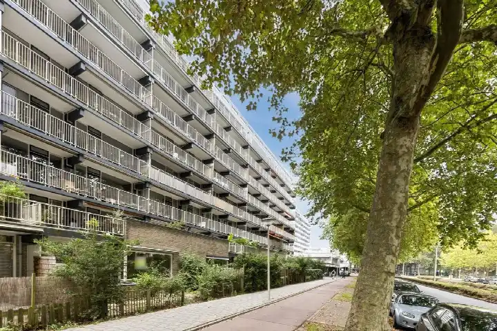 Apartment for sale: Granaathorst 273, Burgen en Horsten 'S-Gravenhage