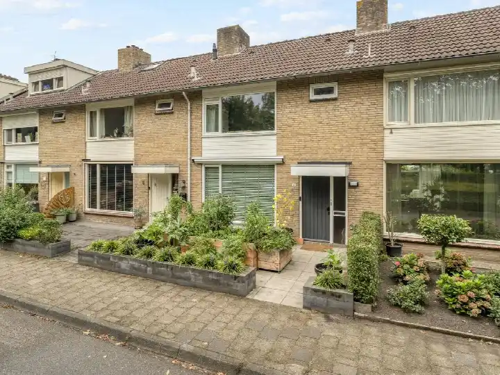 Tussenwoning te koop: Granietstraat 6, ’t Harde West 'T Harde