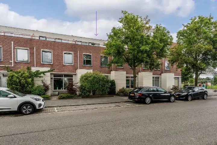 Tussenwoning te koop: Granpré Molièreweg 7, De Hunze Groningen