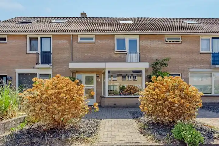 Terraced house for sale: Grasklokje 14, Polhaar Dalfsen