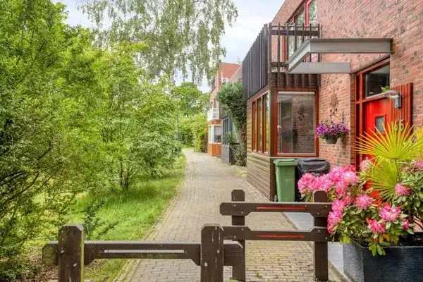 Tussenwoning te koop: Graspieper 65, Grasrijk Eindhoven