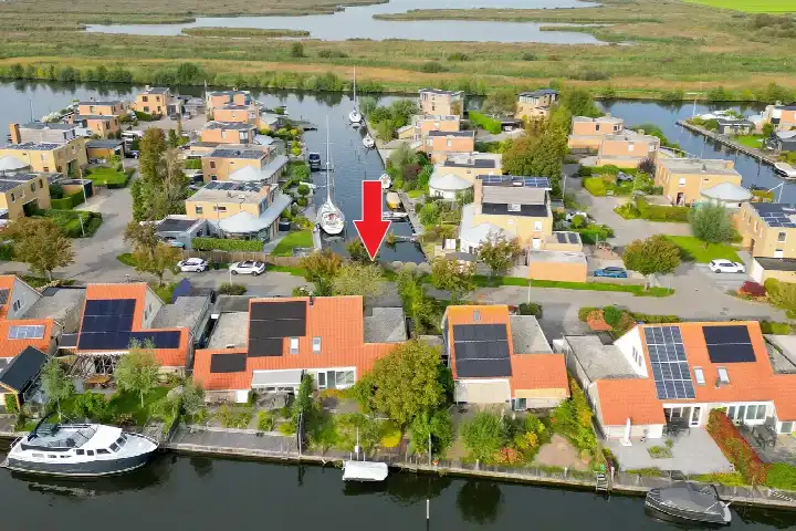 Semi-detached for sale: Graspieper 8, Lemmer-Frieslandpark Lemmer