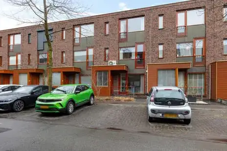 Terraced house for sale: Graspol 12, Grasrijk Eindhoven