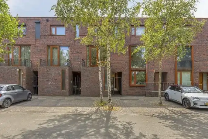 Tussenwoning te koop: Grasveld 70, Grasrijk Eindhoven