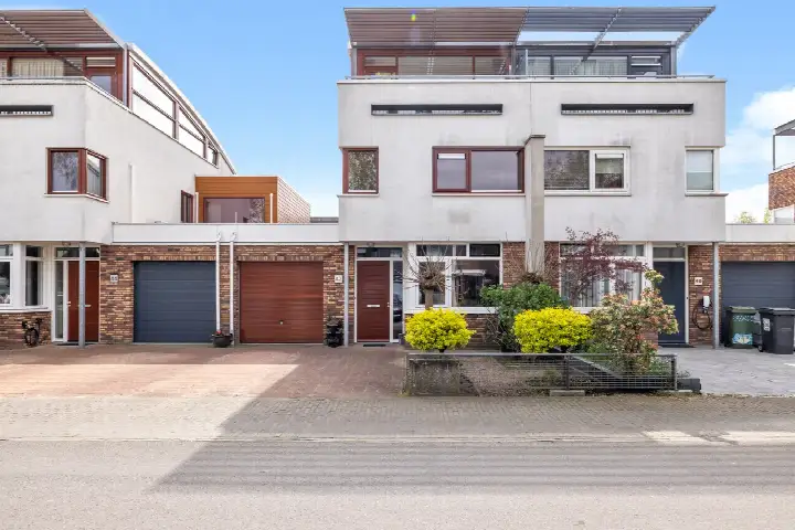 Tussenwoning te koop: Grasvink 42, Grasrijk Eindhoven