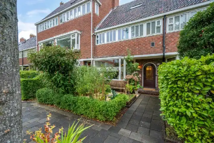 Tussenwoning te koop: Gratamastraat 45, Professorenbuurt Groningen