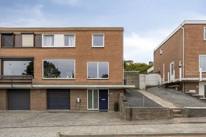 Twee-onder-één-kap te koop: Gravenweg 34, Waubacherveld Eygelshoven