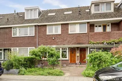 Terraced house for sale: Gravin Jacobastraat 33, Ouwe Gouwe Gouda