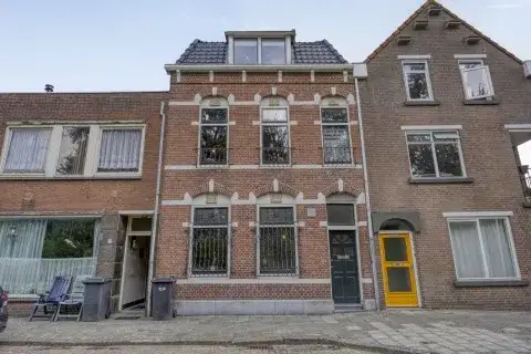 Tussenwoning te koop: Grenulaan 50, Binnenstad-Java Terneuzen