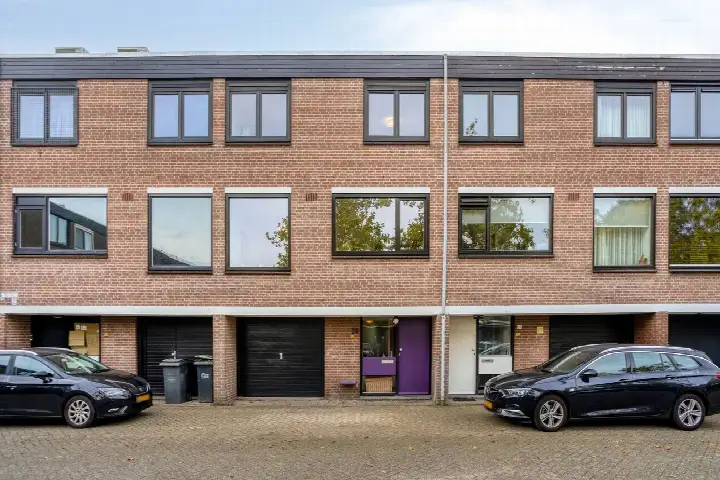Tussenwoning te koop: Grevenmacherhof 28, 't Hool Eindhoven