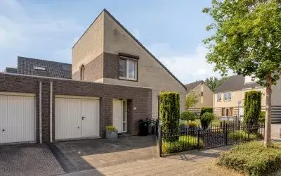 Semi-detached for sale: Grindbank 24, Martin Giessen-Bosstraat Swalmen