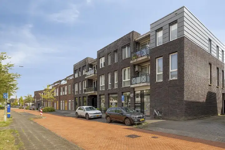 Appartement te koop: Groen van Prinstererlaan 47E, Centrum Barneveld Barneveld