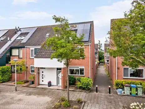 Hoekwoning te koop: Groenestein 17, Steinenbuurt Alphen Aan Den Rijn