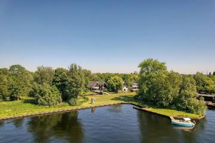 Vrijstaande woning te koop: Groenlandse kade 27, Vinkeveen Plassengebied Vinkeveen