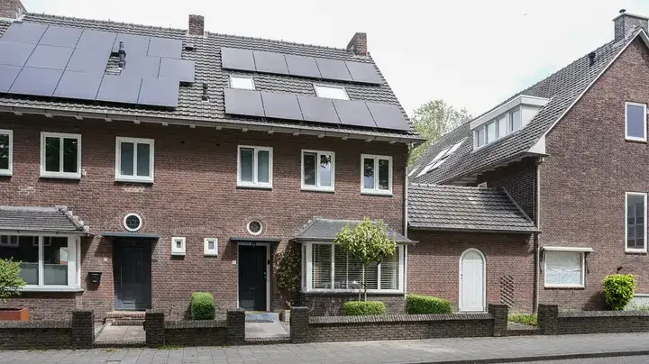 Tussenwoning te koop: Groenseykerstraat 47, Geleen-Centrum Geleen