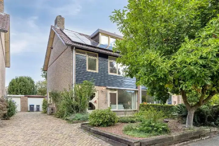 Twee-onder-één-kap te koop: Groesbeekseweg 21, Malden-Oost Malden