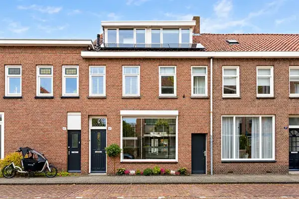 Terraced house for sale: Groeseindstraat 47F, Sint Pieterspark Tilburg