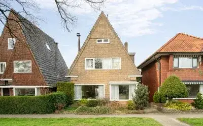 Detached house for sale: Gronausestraat 45, Velve-Lindenhof Enschede