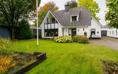 Detached house for sale: Gronausestraat 64, Losser-West Losser