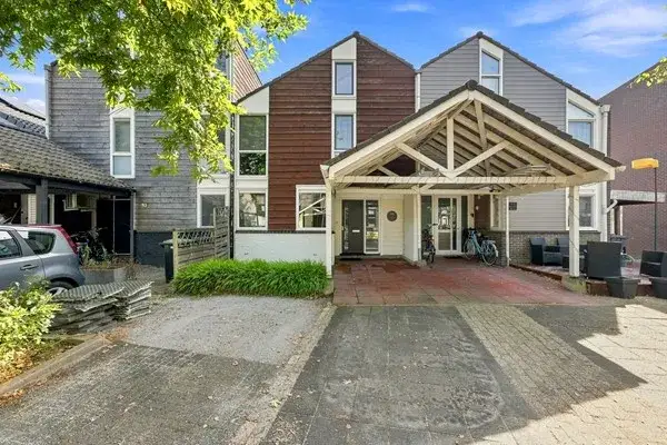 Terraced house for sale: Grondmolen 94, Achterdijk Papendrecht