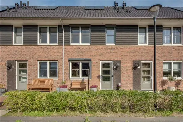 Tussenwoning te koop: Groninger Kroon 9, Blauwe Zoom Hardinxveld-Giessendam