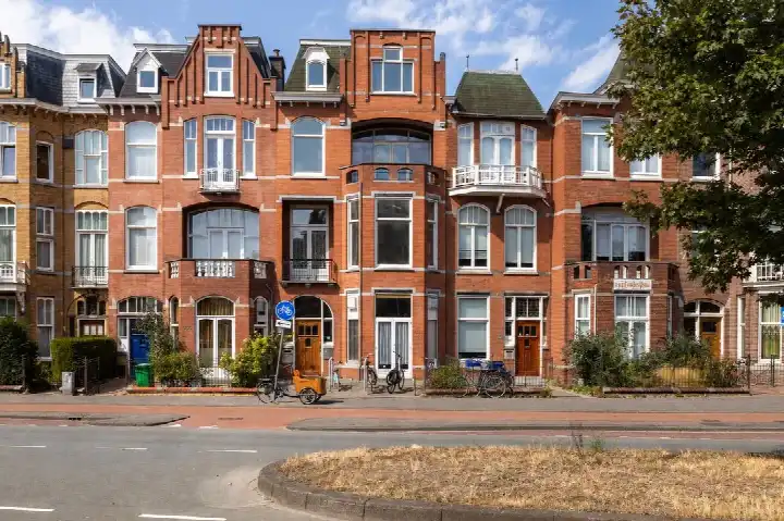 Apartment for sale: Groot Hertoginnelaan 203, Bomenbuurt 'S-Gravenhage