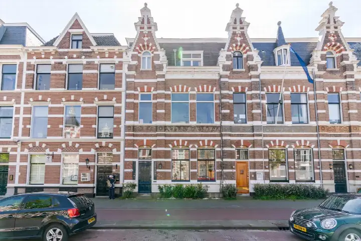 Terraced house for sale: Groot Hertoginnelaan 54, Sweelinckplein e.o. 'S-Gravenhage