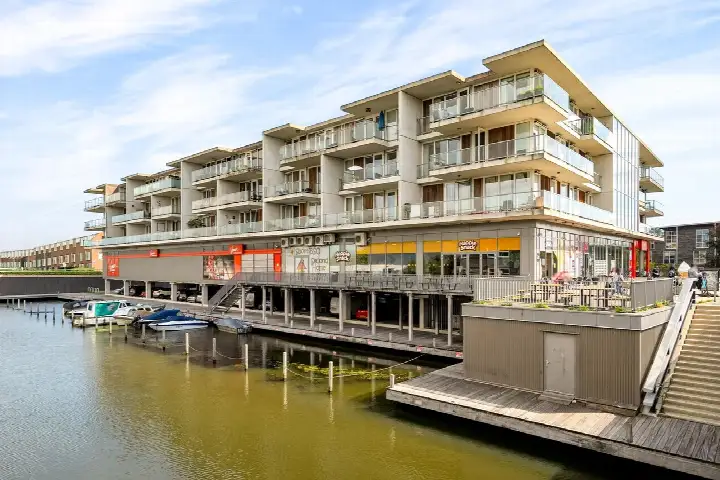 Appartement te koop: Grootzeil 122, Noorderplassen W.-Zuid Almere